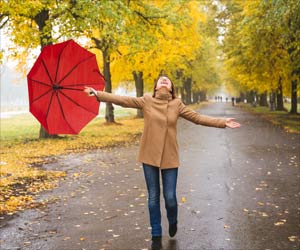 Perfect Skin and Hair Care Tips for This Monsoon Perfect Skin and Hair Care Tips for This Monsoon