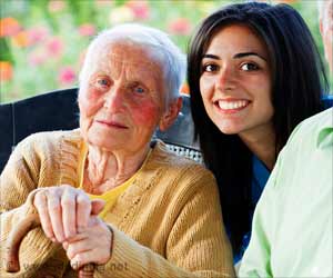 Caregiver Depression Increases Health Care Use by Individuals With Dementia Caregiver Depression Increases Health Care Use by Individuals With Dementia