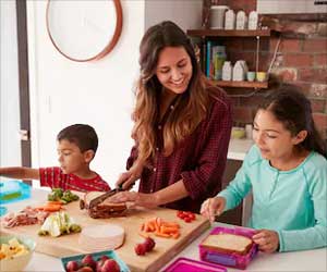 Easy 8 Ideas for Packing Healthier School Lunches Easy 8 Ideas for Packing Healthier School Lunches