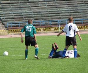 Children Playing Recreational Sport Suffer Head Injuries than Playing Contact Sport Children Playing Recreational Sport Suffer Head Injuries than Playing Contact Sport