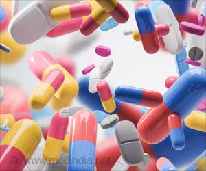 Factors Affecting Antibiotic Access & Use in Less Well Off Countries Factors Affecting Antibiotic Access & Use in Less Well Off Countries