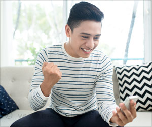 Spending Too Much Time on Your Phone Not So Bad for Mental Health Spending Too Much Time on Your Phone Not So Bad for Mental Health