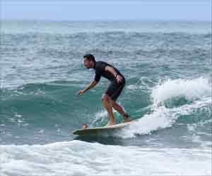 Most Surfing Injury Doesn't Usually Require Surgery Most Surfing Injury Doesn't Usually Require Surgery