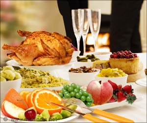 Simple Tips to Avoid Food Poisoning This Holiday Season Simple Tips to Avoid Food Poisoning This Holiday Season